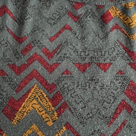 LulaRoe Carly Dress Garnet Gold Aztec - Picture 3 of 3